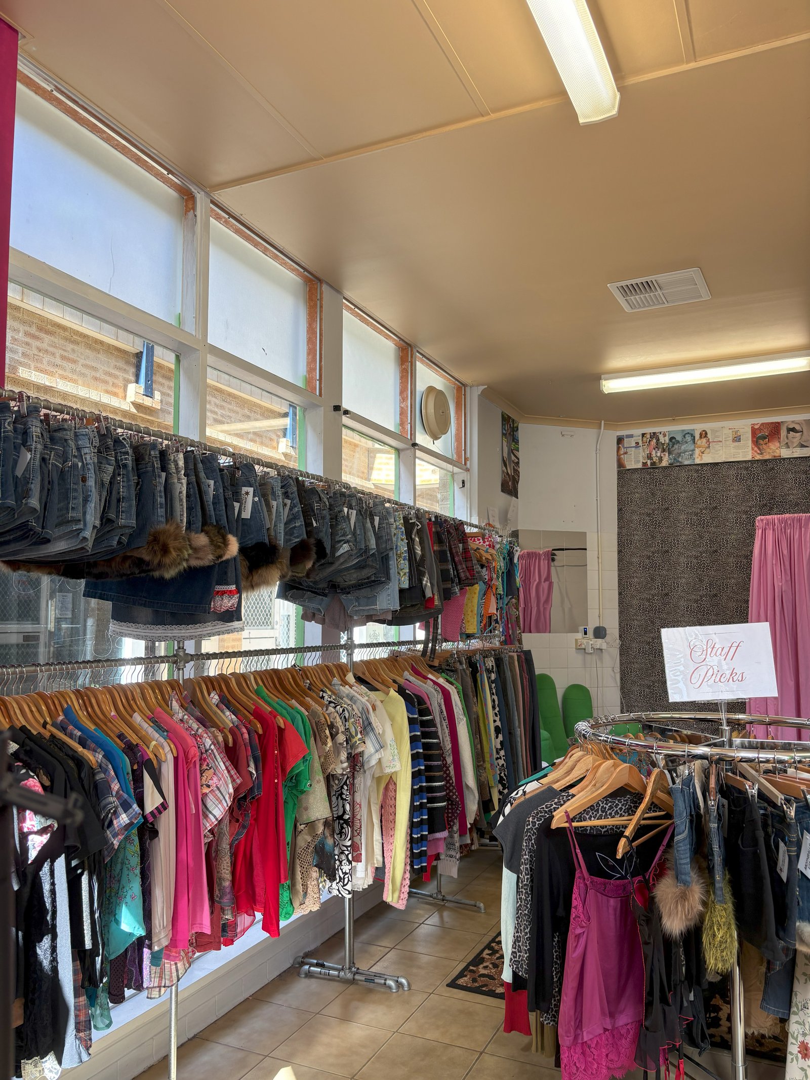 Mothballs Vintage clothing and accessories